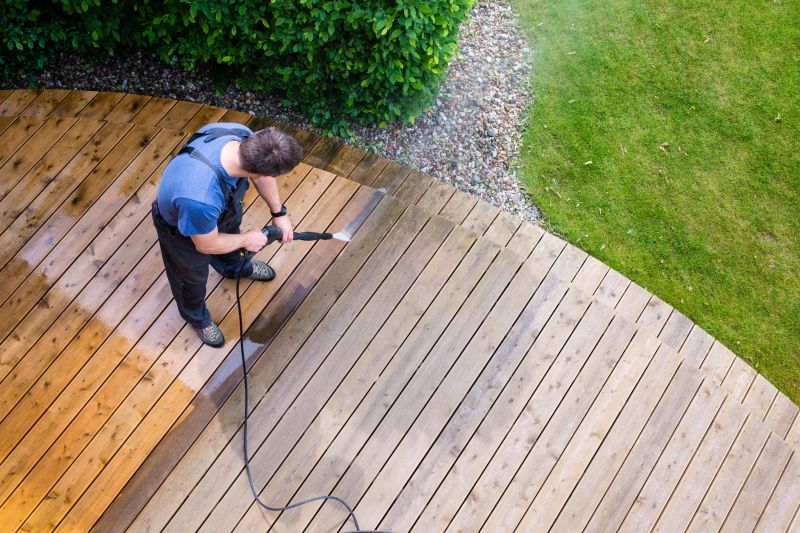 Restoring a wooden deck with powerwasher