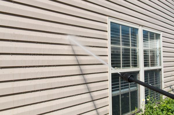 Cost of Pressure Washing in Encinitas