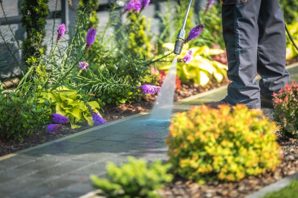 Cost of Sidewalk Pressure Washing in Encinitas