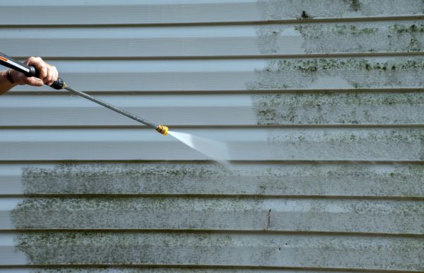 Cost of House Pressure Cleaning in Encinitas