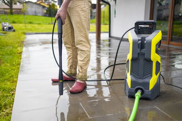 Cost of Porch Pressure Washing in Encinitas