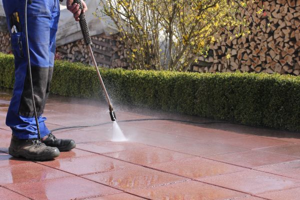 Cost of Driveway Pavers Cleaning in Encinitas