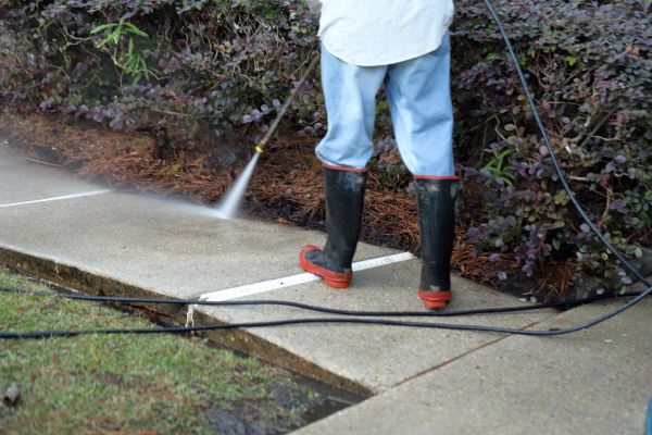 Cost of Sidewalk Washing in Encinitas