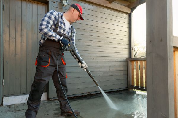 Cost of Porch Power Washing in Encinitas