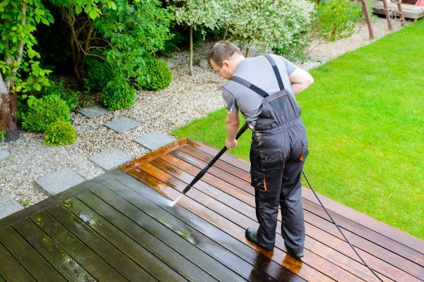 Cost of Deck And Patio Cleaning in Encinitas