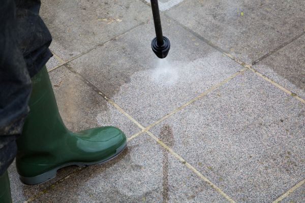 Cost of Industrial Pressure Cleaning in Encinitas