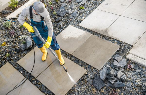 Cost of Concrete Surface Washing in Encinitas