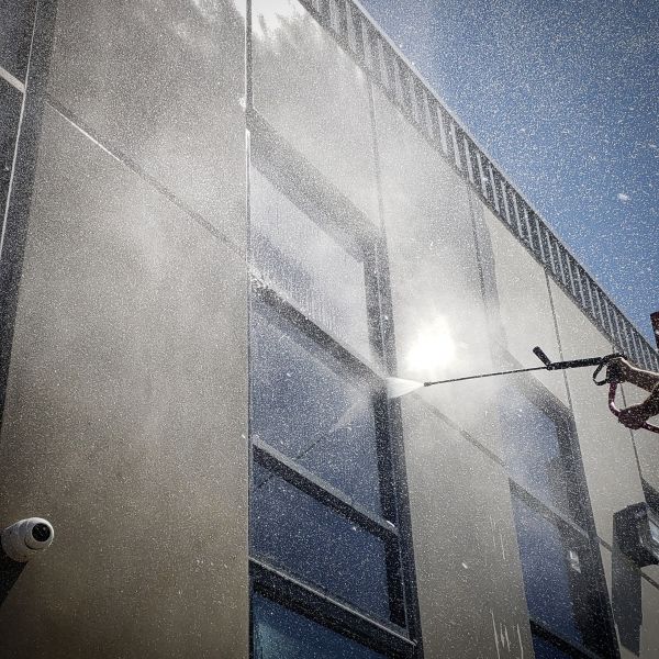 Cost of Exterior Building Washing in Encinitas