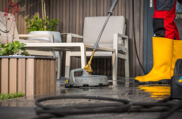 Cost of Townhouse Patio Cleaning in Encinitas