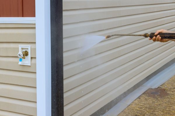 Cost of Townhouse Exterior Cleaning in Encinitas
